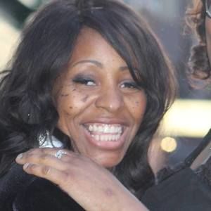 Meet your Posher, Faye